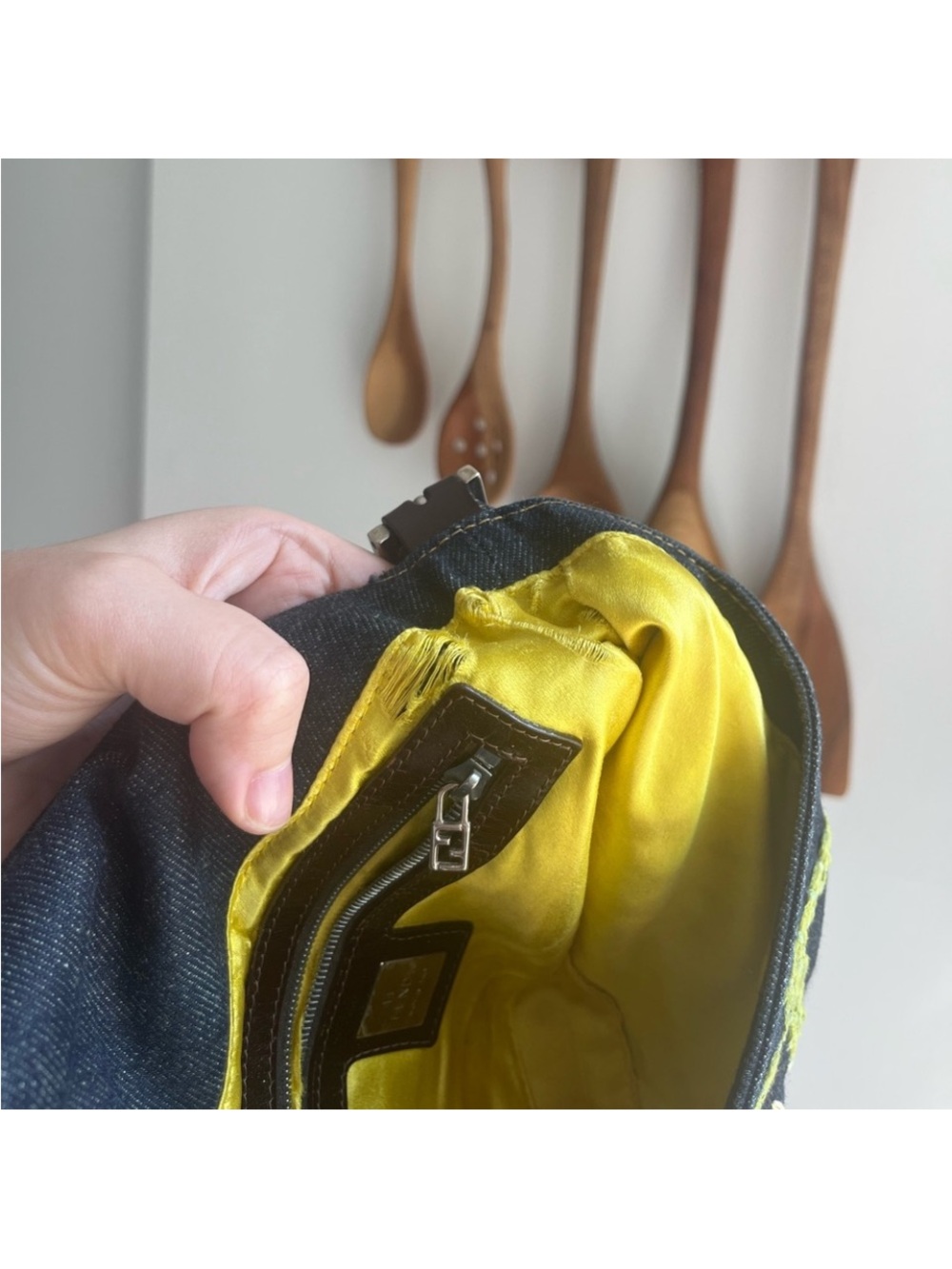 Fendi Baguette Denim Raffia Bag - Picture 7 of 12